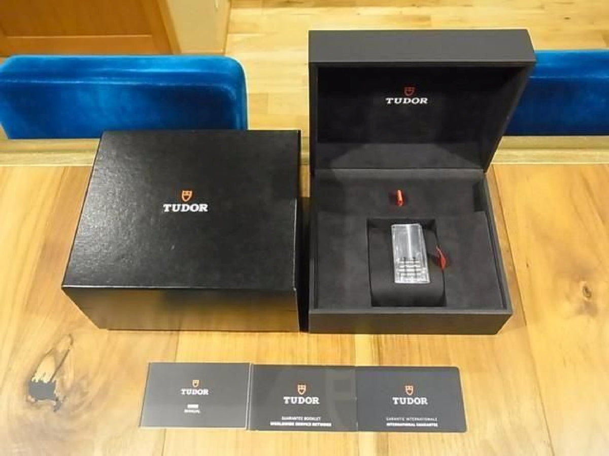 TUDOR Royal 38 MM quadrante argento 28500 Uomo 194241742 hannari-shop