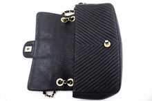 Chanel Chevron V-Stitch Leather Chain Shoulder Bag Single Flap Mat k59 hannari-shop