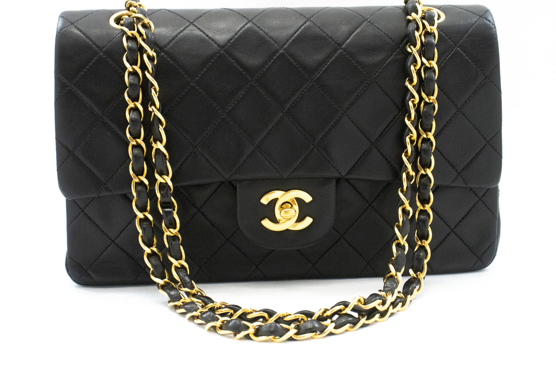 Sac à bandoulière CHANEL Classic Double Flap 10" à chaîne en agneau noir am1 hannari-shop