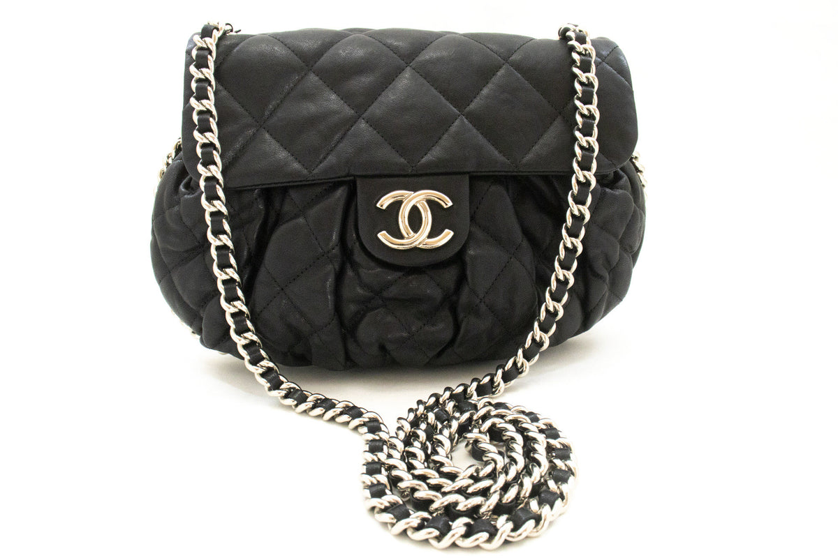 CHANEL Chain Around Shoulder Bag Crossbody Black Calfskin Leather ap9 — 정면 hannari-shop