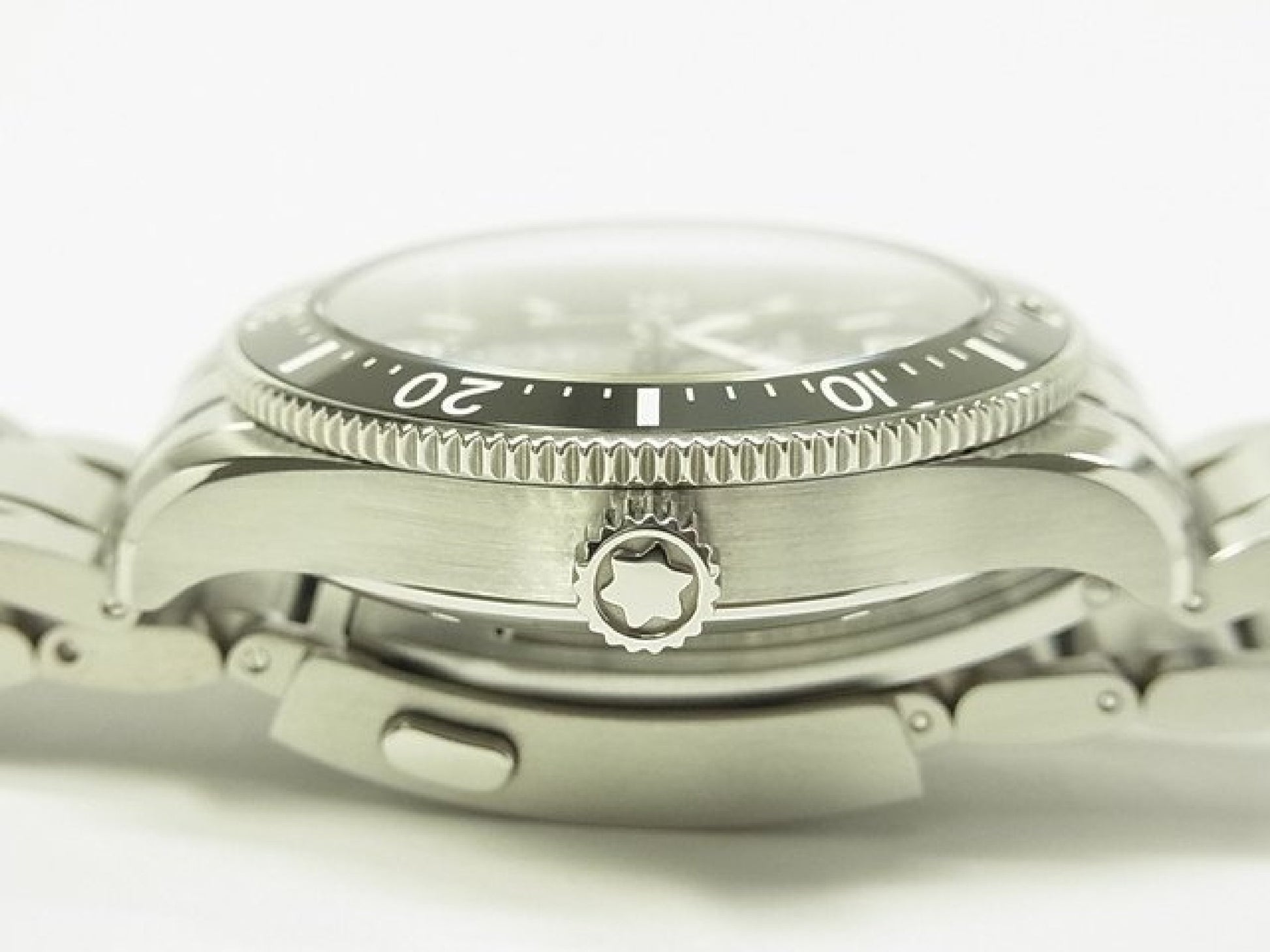 MONTBLANC 1858 Iced Sea Automatique date Réf.MB129371 bracelet caoutchouc Article authentique Homme 184607294 hannari-shop