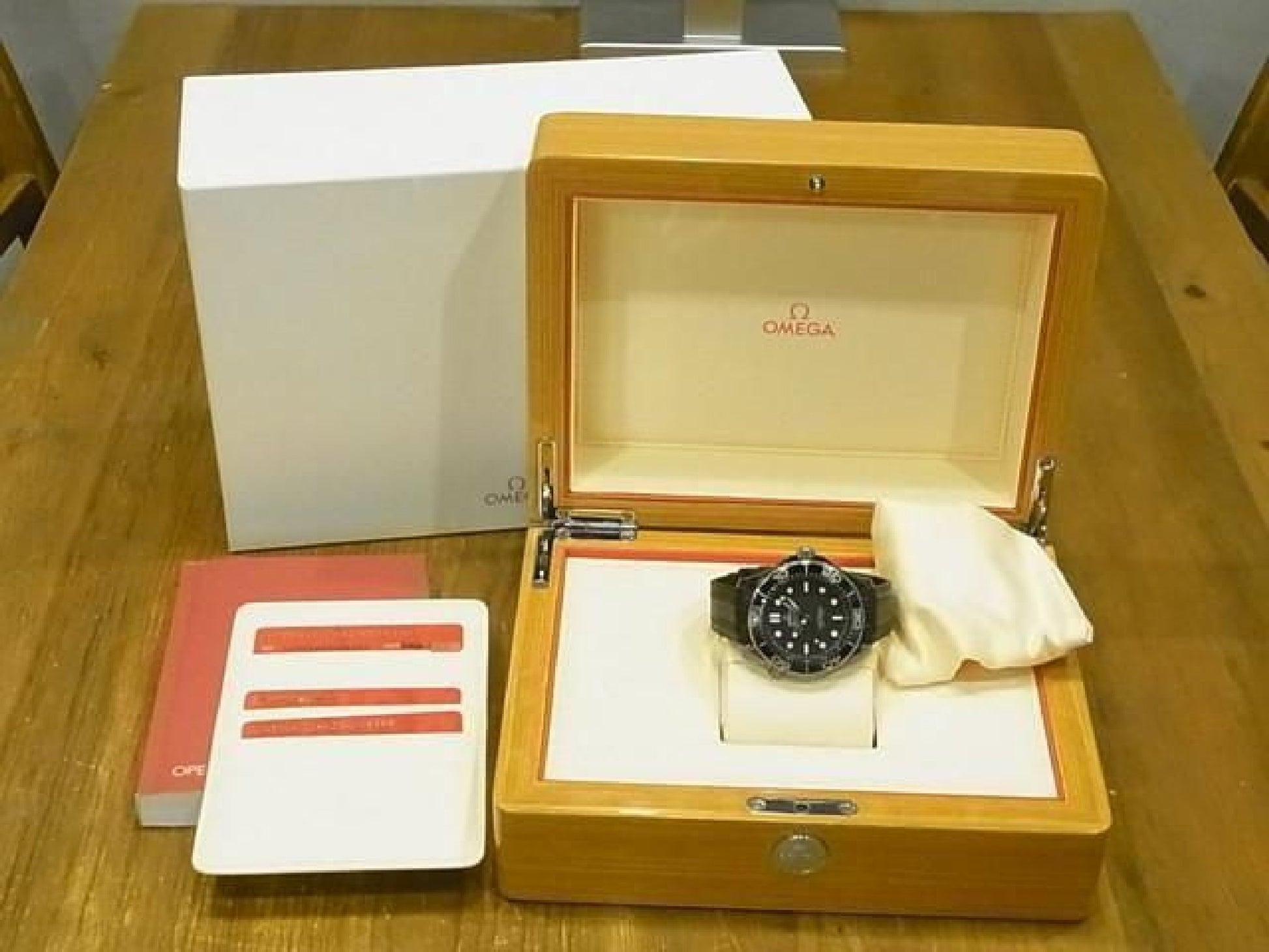 OMEGA SEA MASTER Divers300M Co-Axial Master Chronometer 43,5 MM sort keramisk herre 188693848 hannari-shop
