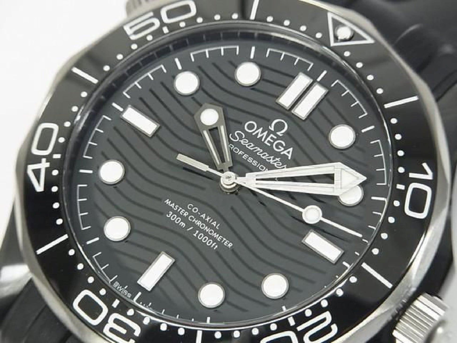 OMEGA SEA MASTER Divers300M Co-Axial Master Chronometer 43,5 MM sort keramisk herre 188693848 hannari-shop