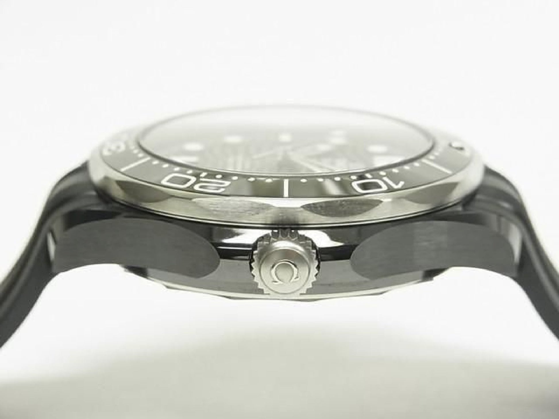 OMEGA SEA MASTER Divers300M Co-Axial Master Chronometer 43,5 MM sort keramisk herre 188693848 hannari-shop
