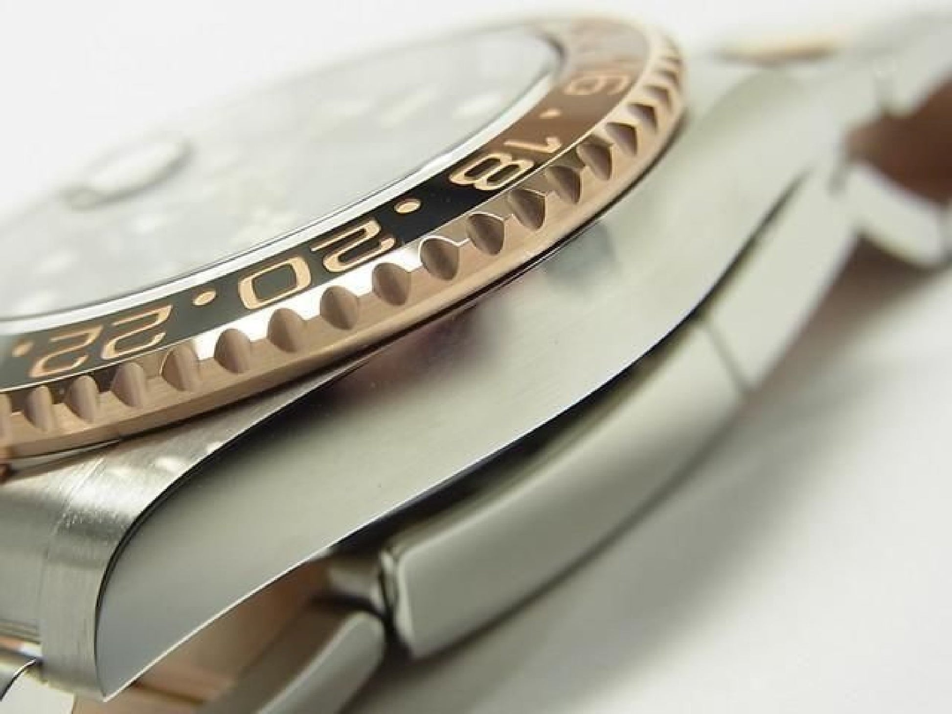 ROLEX GMT MasterII SS x Everose Gold 126711CHNR 25 købt Herre 191431369 hannari-shop