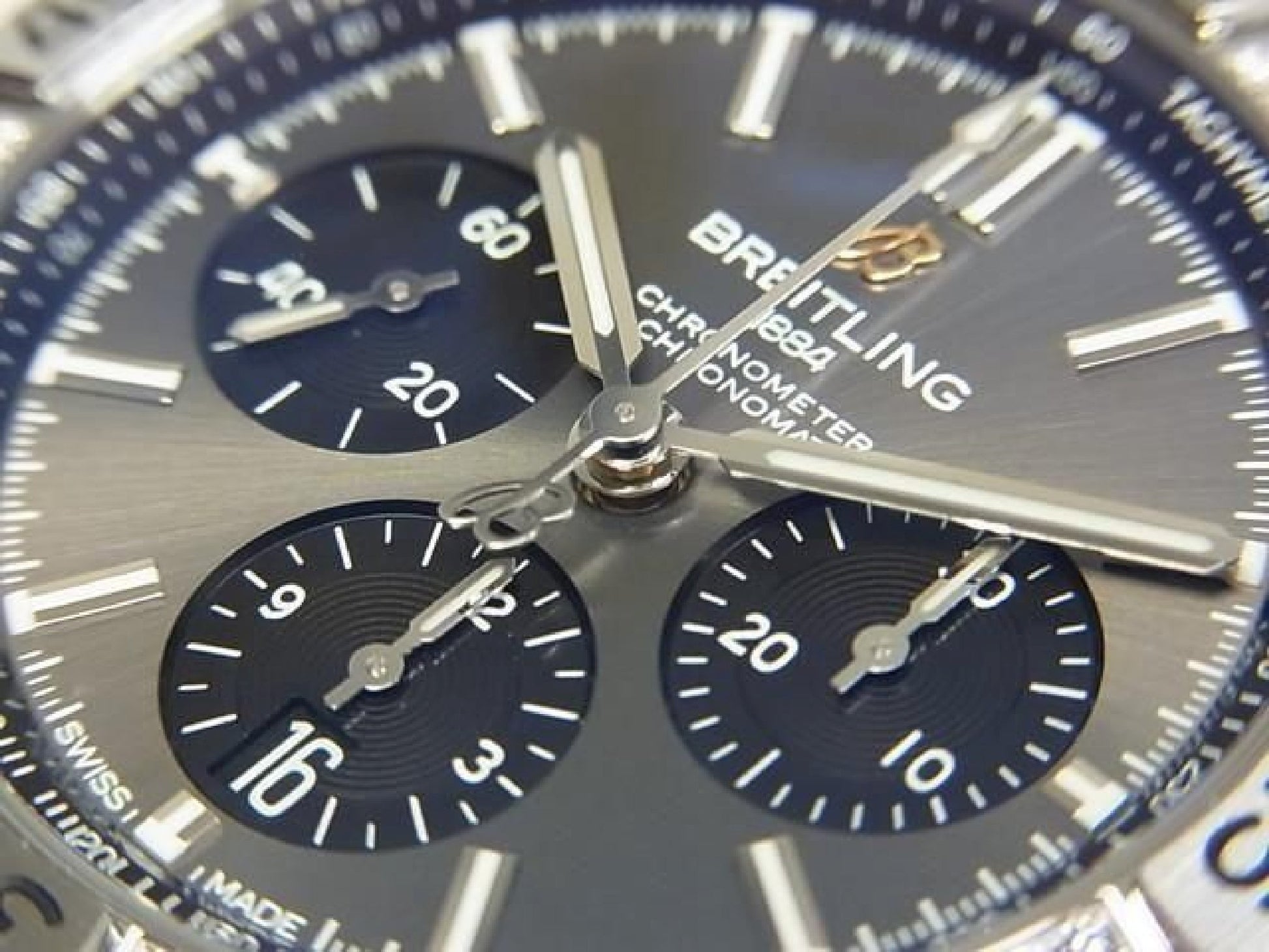 BREITLING Chrono Mat B01 42 édition limitée Japon 50 exemplaires Limitée Homme 191858325 hannari-shop