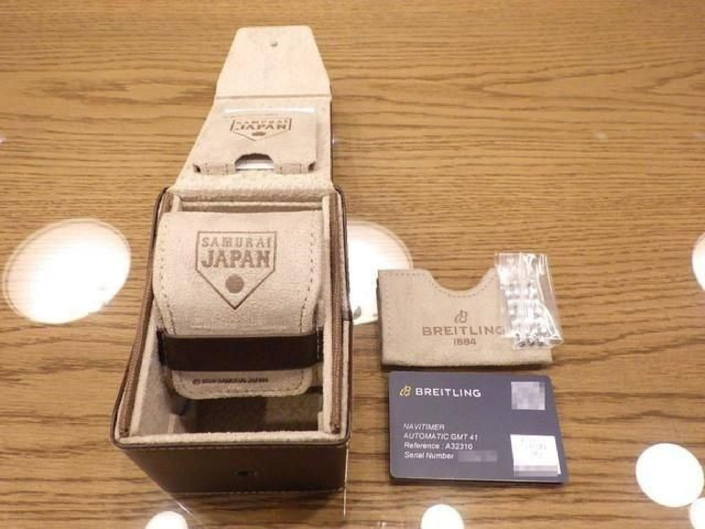 BREITLING Navitimer Automatic GMT 41 Samurai Japan gelimiteerde A323103A1C1A1 Heren 192197214 hannari-shop