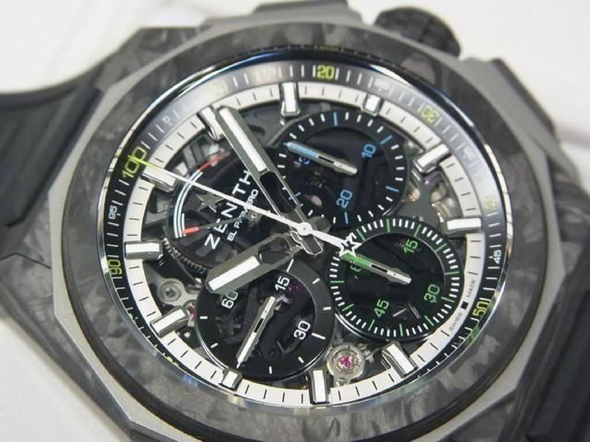 ZENITH Defy extreme Carbon 10.9100.9004/22.I200 Article authentique Homme 192616198 hannari-shop