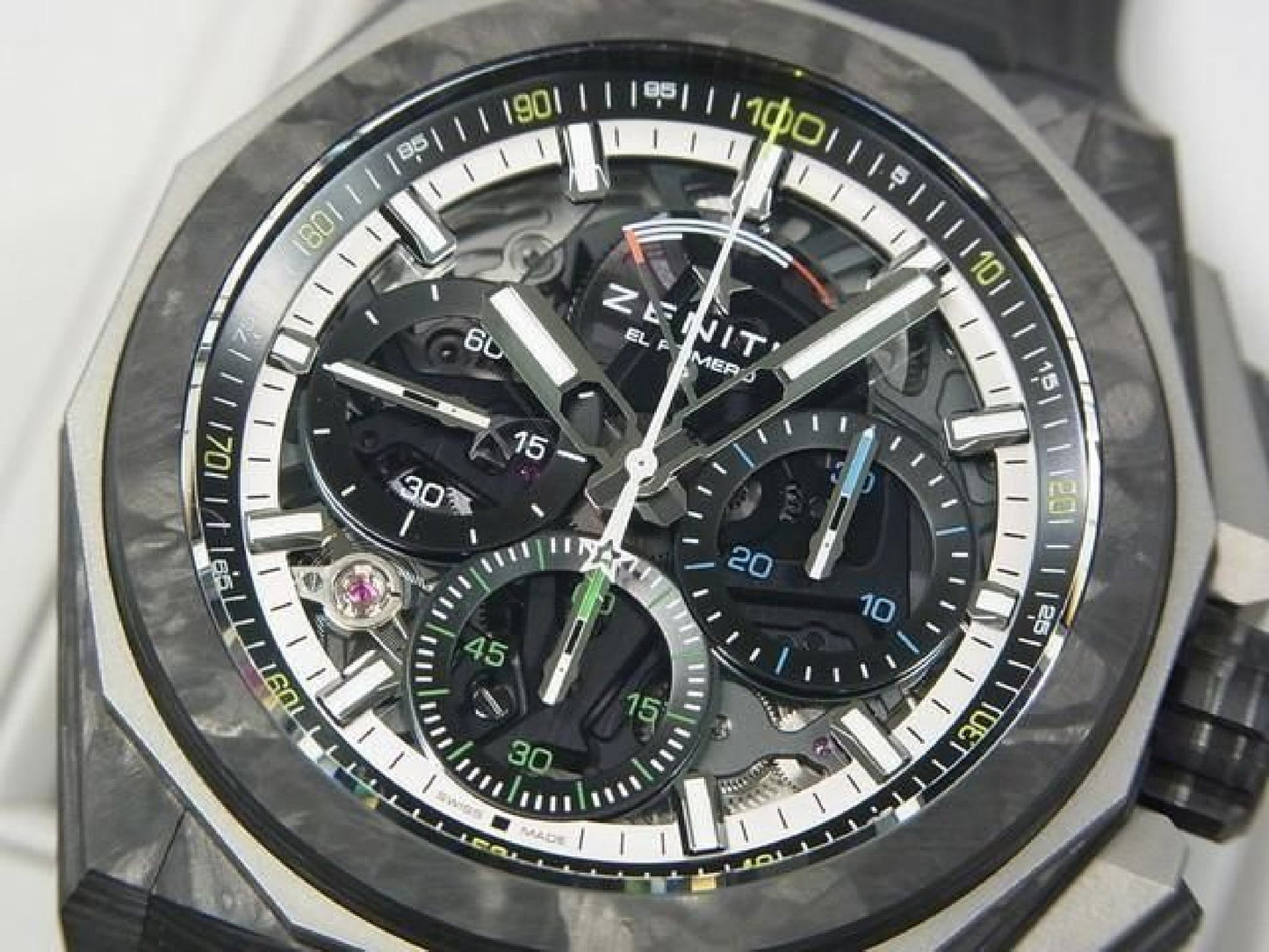 ZENITH Defy extreme Carbon 10.9100.9004/22.I200 Article authentique Homme 192616198 hannari-shop
