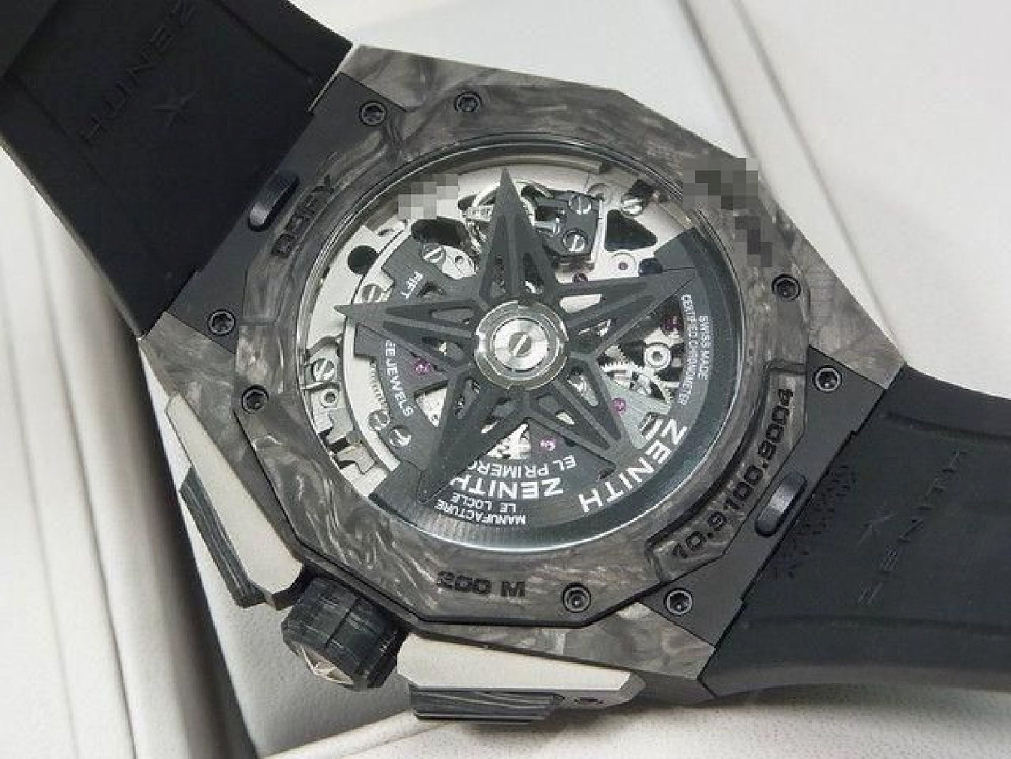 ZENITH Defy extreme Carbon 10.9100.9004/22.I200 Article authentique Homme 192616198 hannari-shop