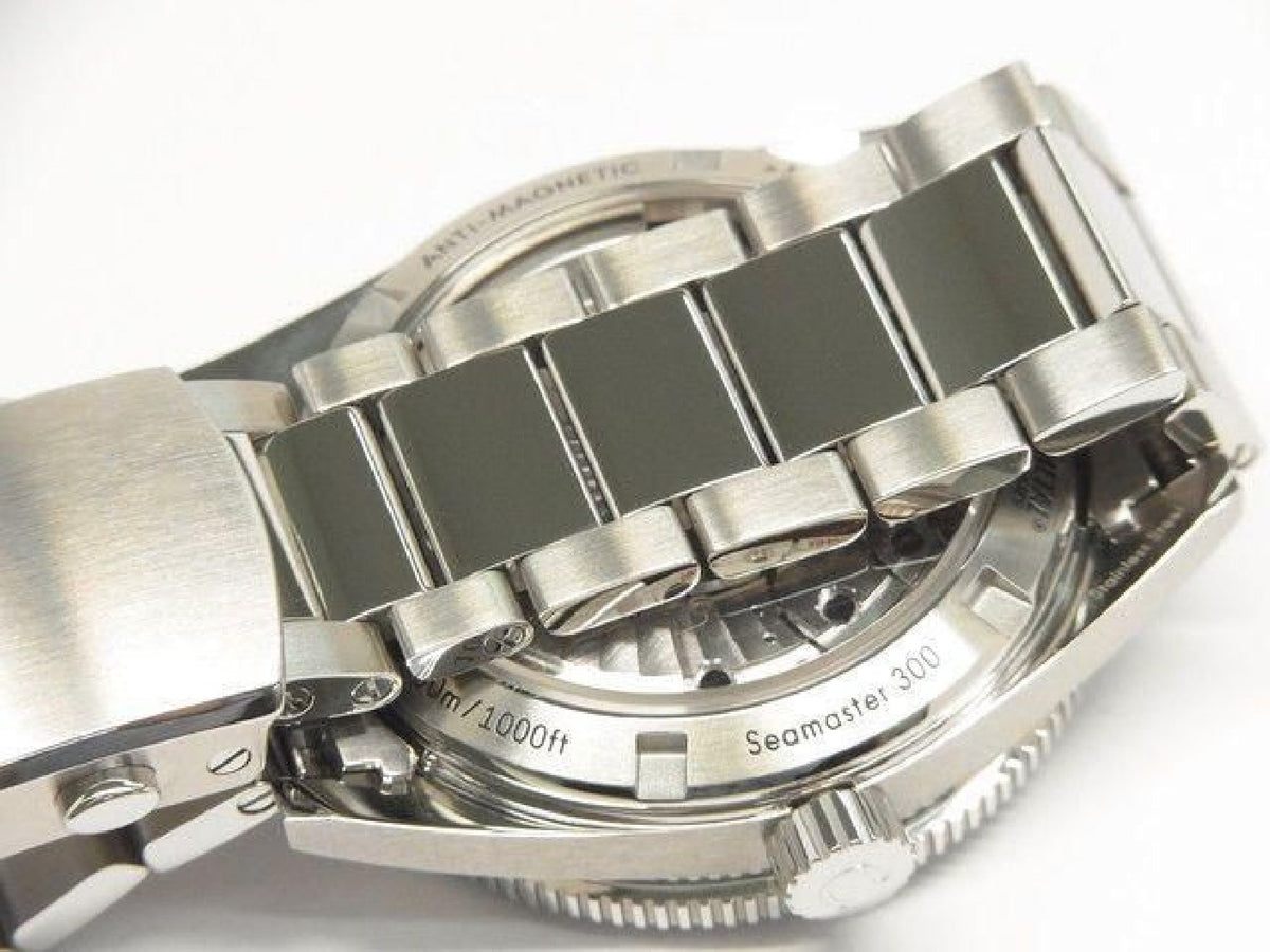 OMEGA SEA MASTER 300 41 MM sort 233.30.41.21.01.001 Herre 192911917 hannari-shop