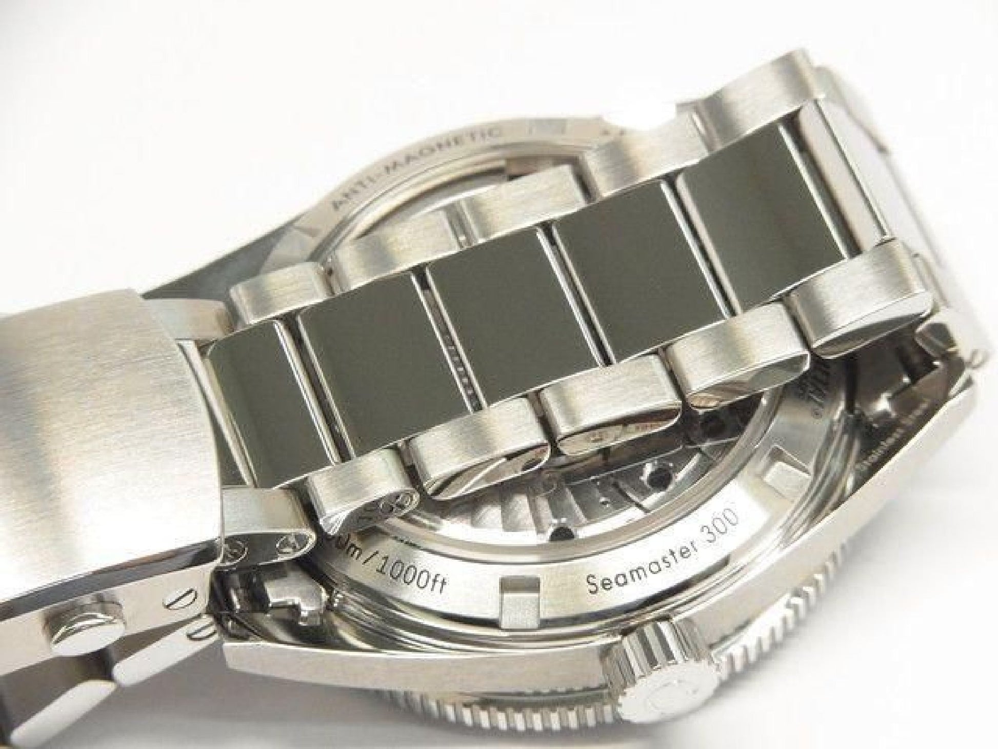 OMEGA SEA MASTER 300 41 MM sort 233.30.41.21.01.001 Herre 192911917 hannari-shop