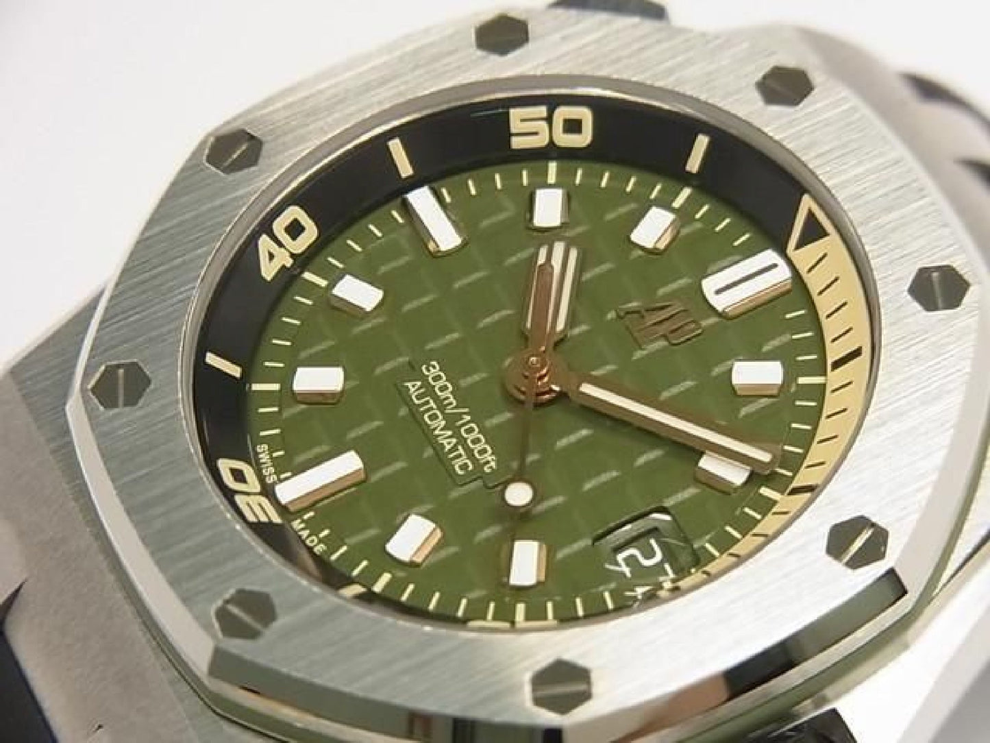AUDEMARS PIGUET Royal Oak Offshore Diver kaki groen 15720ST.OO.A052CA.01 Heren 192952170 hannari-shop