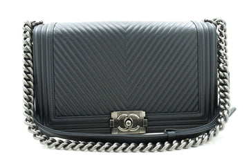 CHANEL Boy Dark Gray V-Stitch Chain Shoulder Bag Quilted Flap n41 hannari-shop