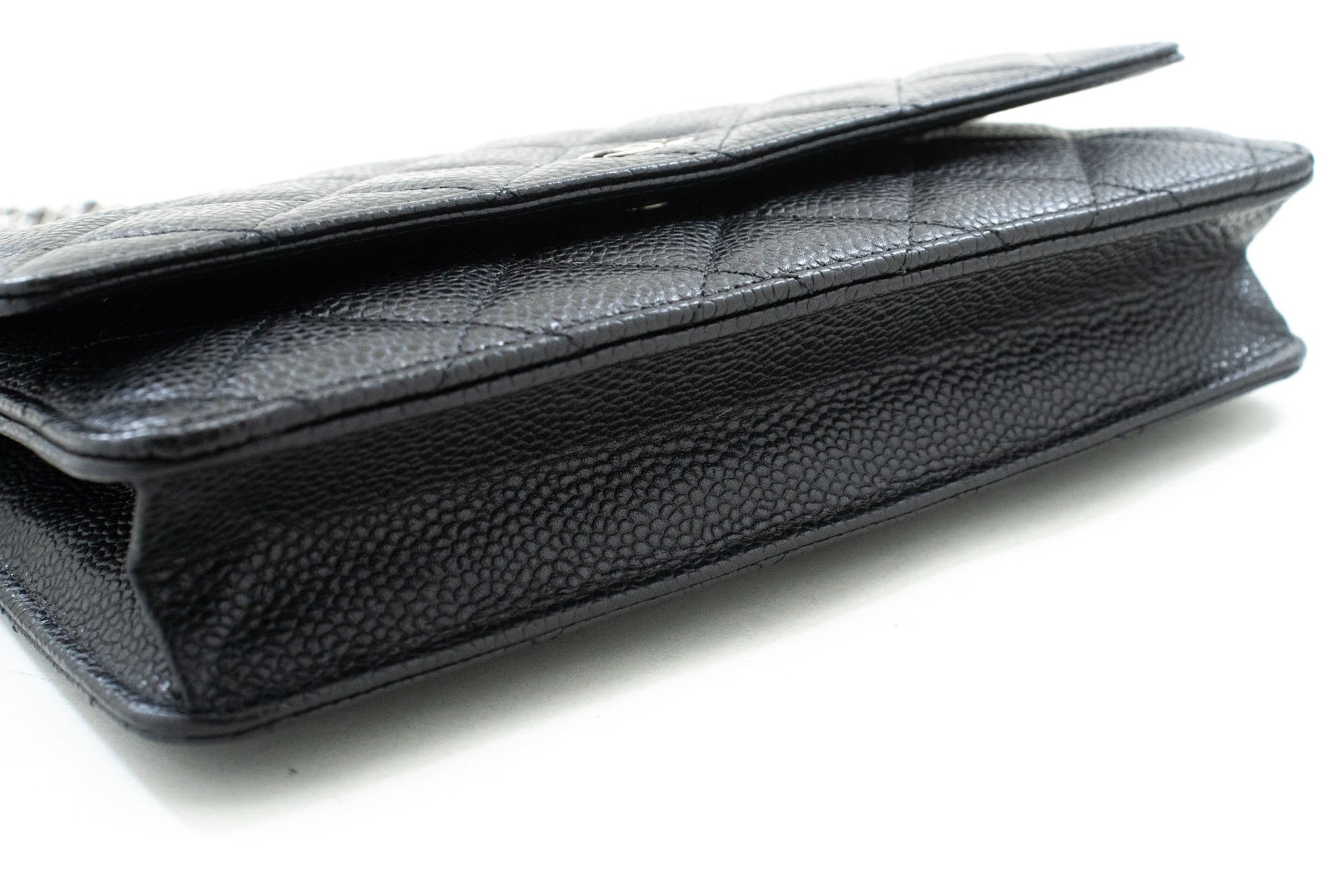 CHANEL Wallet On Chain WOC i kornet kalveskind, sort skuldertaske p60 hannari-shop