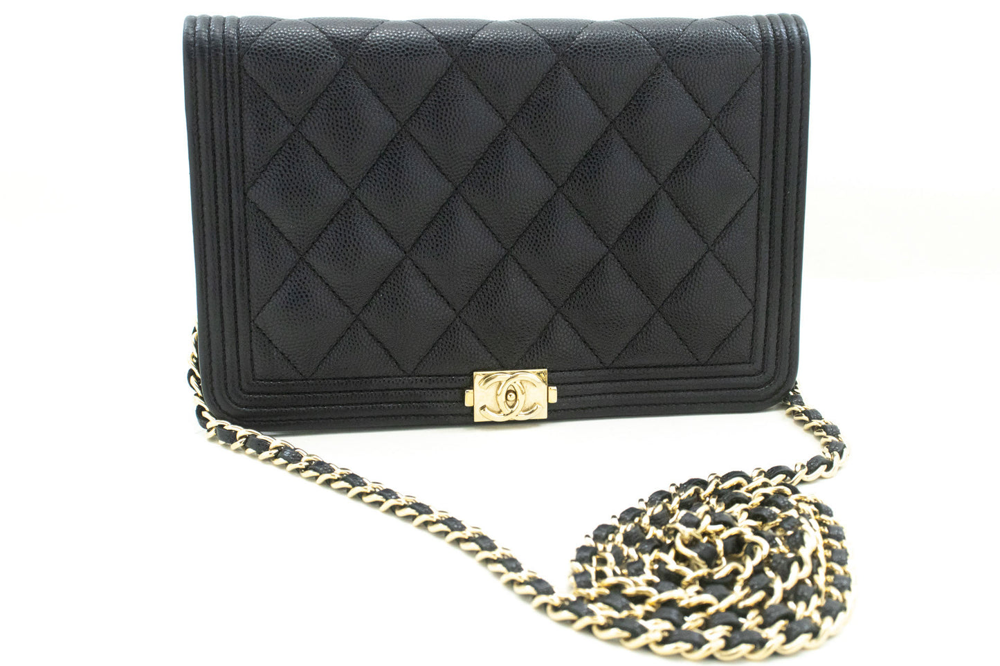 Portefeuille CHANEL Boy noir en veau grainé avec chaîne WOC sac à rabat p66 hannari-shop
