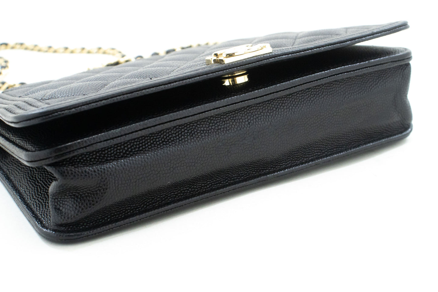Portefeuille CHANEL Boy noir en veau grainé avec chaîne WOC sac à rabat p66 hannari-shop