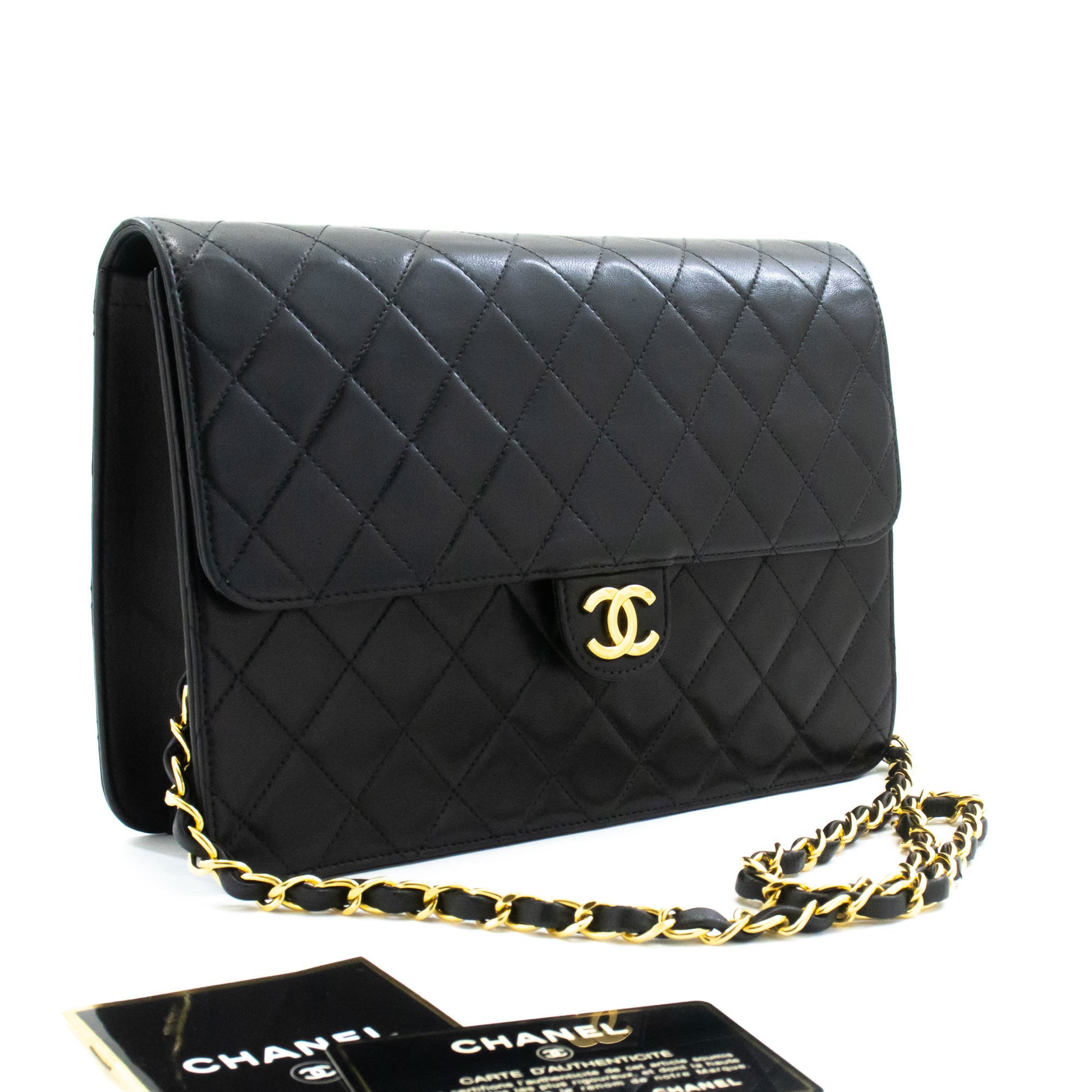Sac à bandoulière chaîne CHANEL Pochette noire matelassée en agneau rabat portefeuille p42 hannari-shop