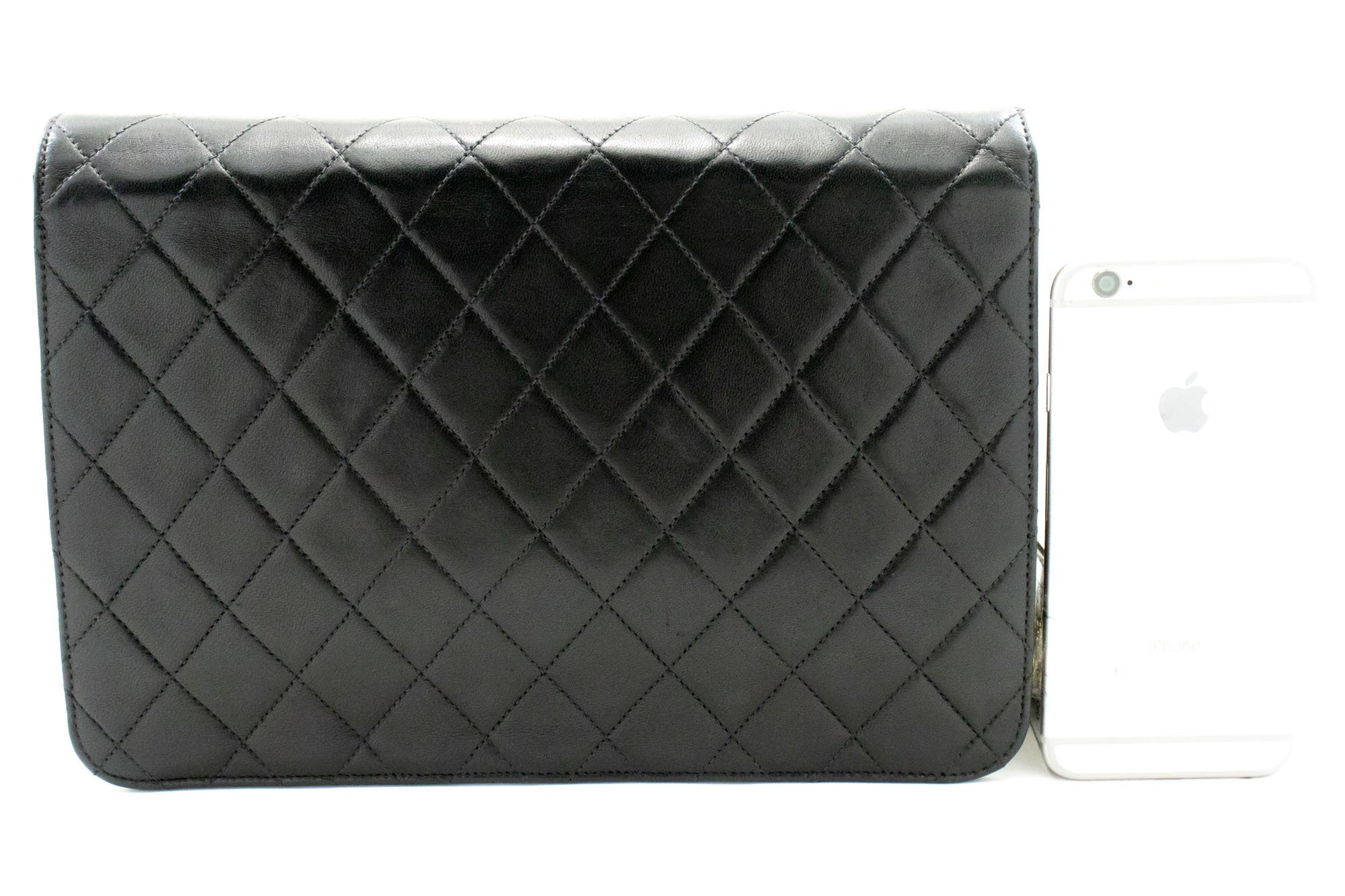 Sac à bandoulière chaîne CHANEL Pochette noire matelassée en agneau rabat portefeuille p42 hannari-shop