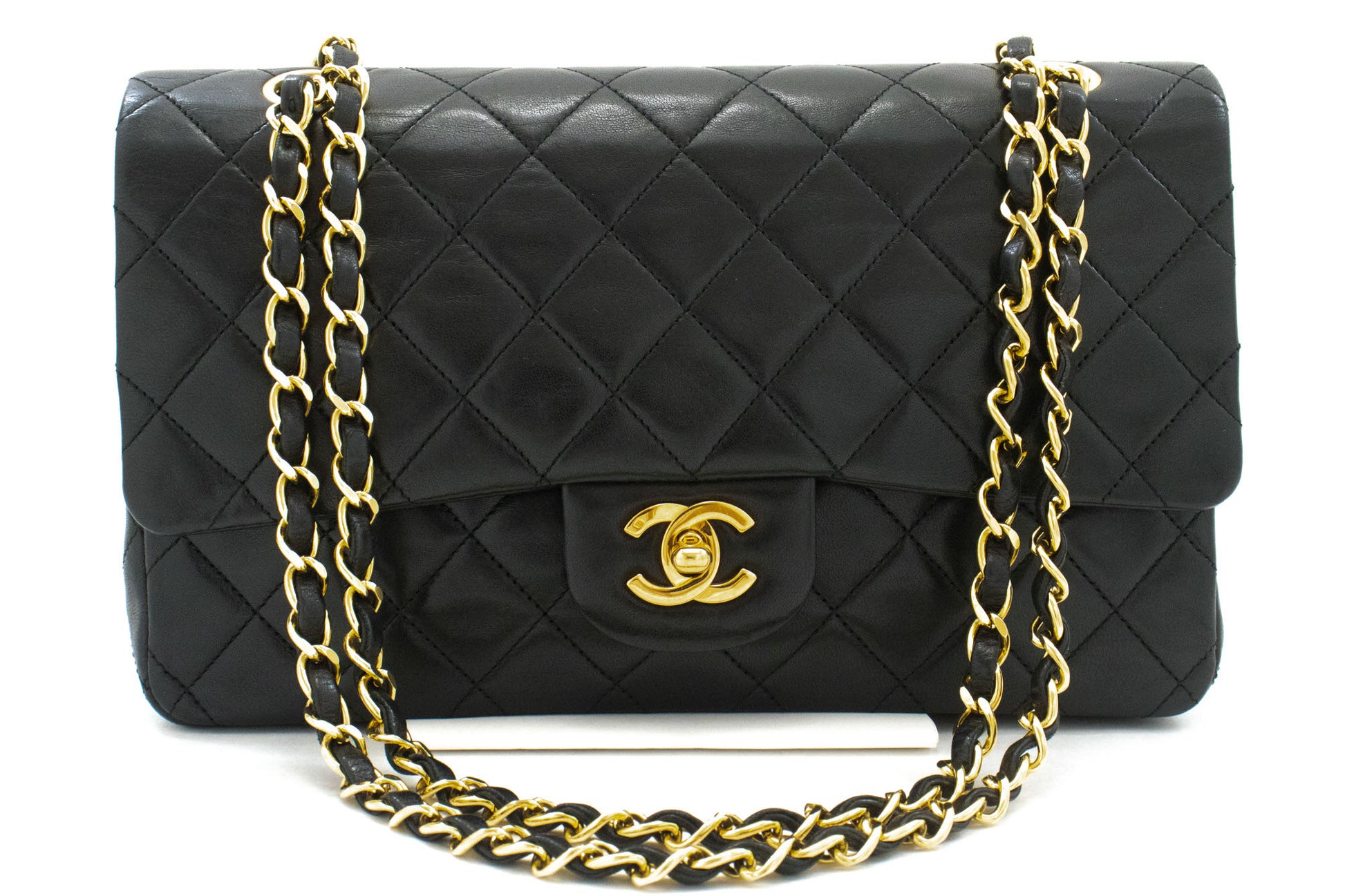 Sac à bandoulière CHANEL Classic Double Flap 10" en agneau noir avec chaîne ah7 hannari-shop