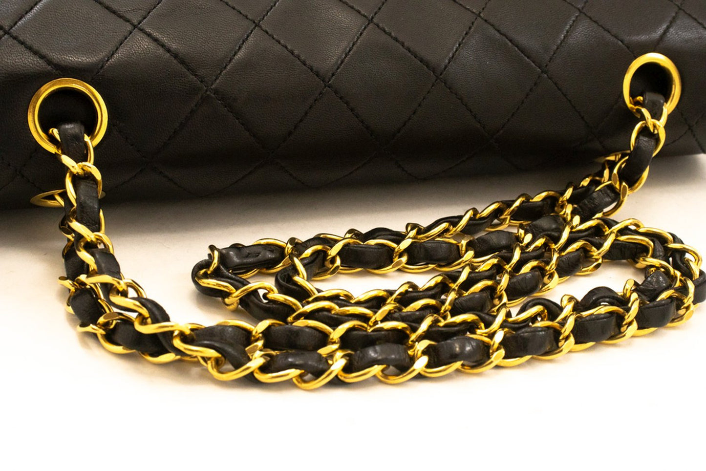 Sac à bandoulière CHANEL Classic Double Flap 10" à chaîne en agneau noir am1 hannari-shop