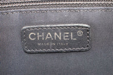Τσάντα ώμου CHANEL Caviar GST 13" Grand Shopping Tote Chain Shoulder Bag Black m11