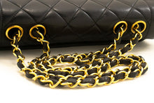 Τσάντα ώμου με αλυσίδα CHANEL Μαύρο καπιτονέ τσαντάκι από αρνί m40