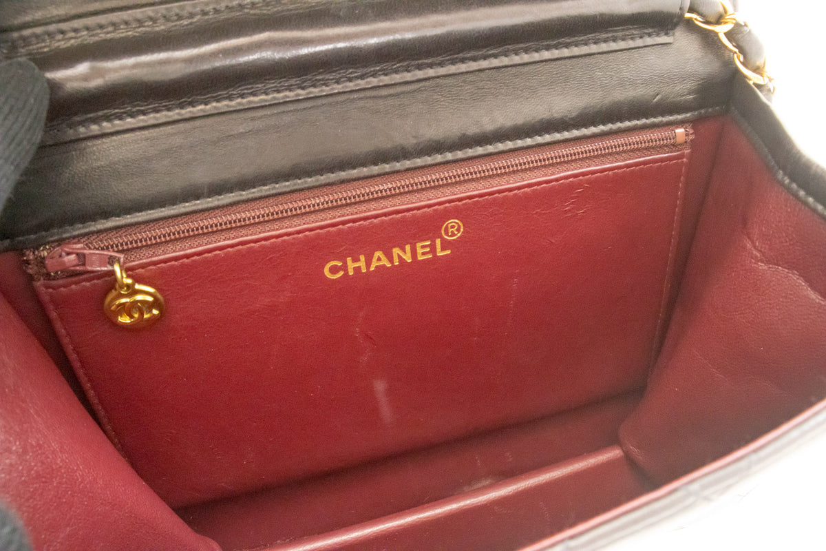 CHANEL Lille kæde skuldertaske clutch sort quiltet flap lammeskind ao8 hannari-shop