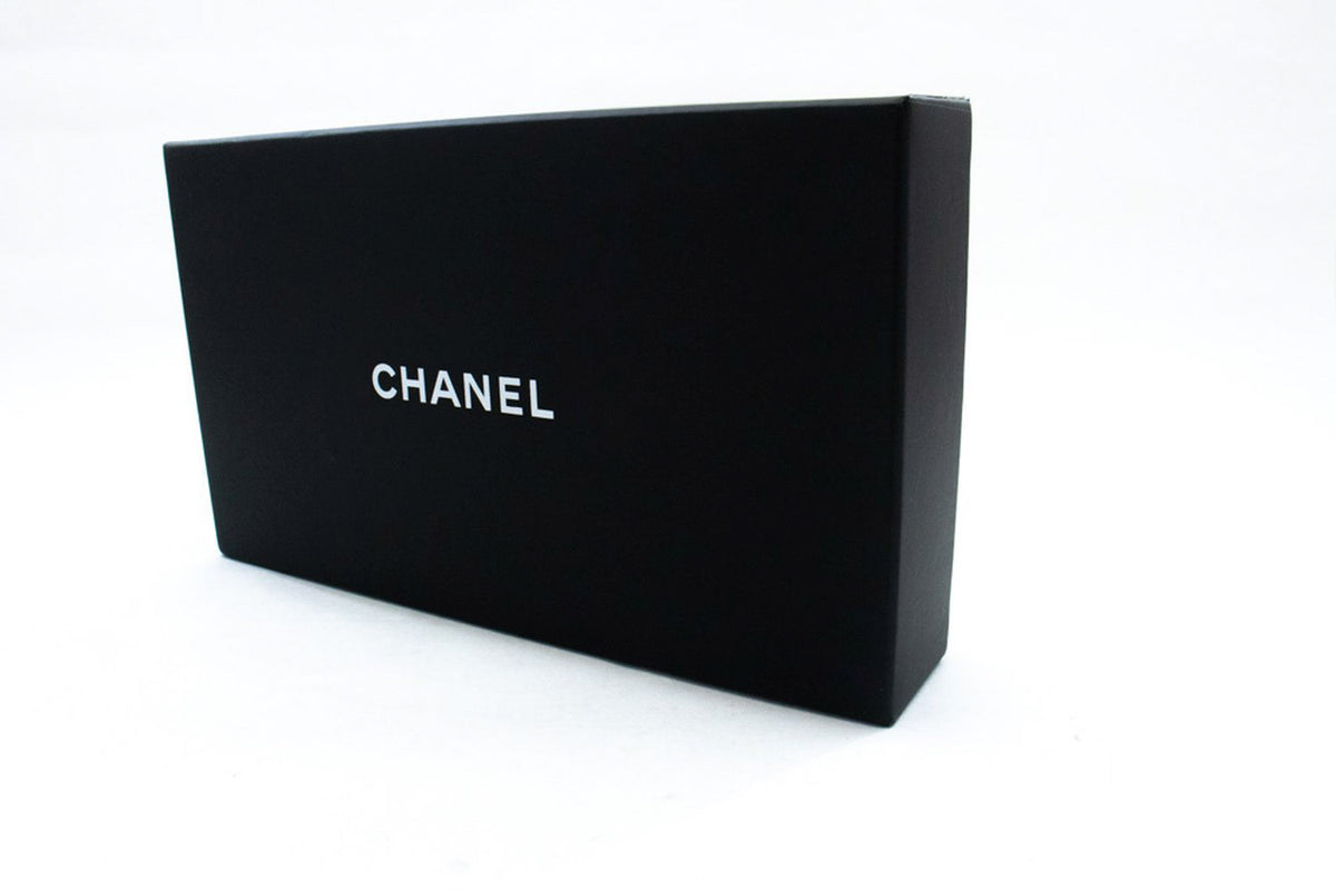 CHANEL جلد العجل المحبب Wallet On Chain WOC حقيبة كتف سوداء ap1 hannari-shop
