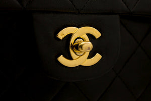 CHANEL 2.55 Τσάντα ώμου με τετράγωνη αλυσίδα με διπλό πτερύγιο Μαύρο δέρμα αρνιού i14
