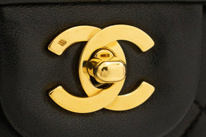 Τσάντα ώμου CHANEL Classic Double Flap 10" με αλυσίδα Μαύρο δέρμα αρνιού j92