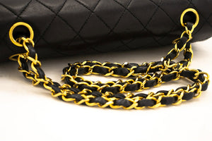 Τσάντα ώμου με αλυσίδα CHANEL Classic Double Flap 9" Μαύρο Lambskin k10