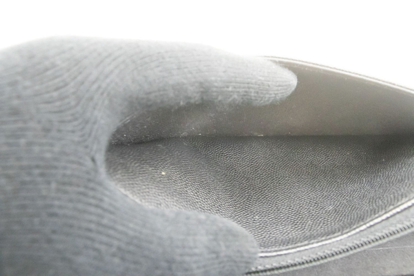 Portefeuille CHANEL Boy noir en veau grainé avec chaîne WOC sac à rabat p66 hannari-shop