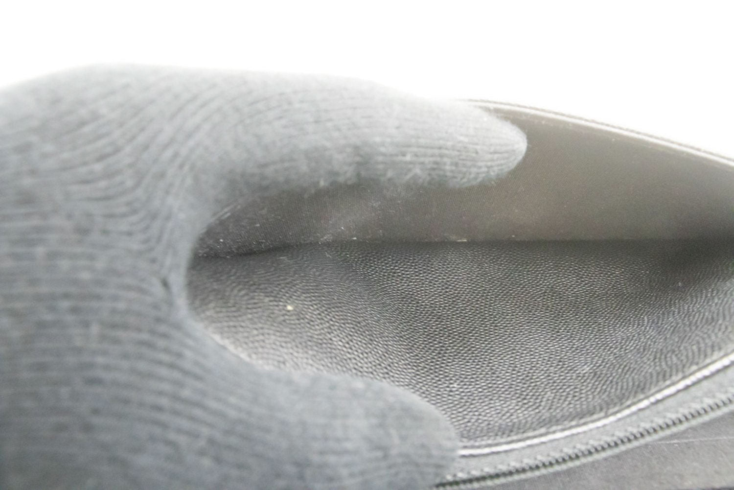 Portefeuille CHANEL Boy noir en veau grainé avec chaîne WOC sac à rabat p66 hannari-shop