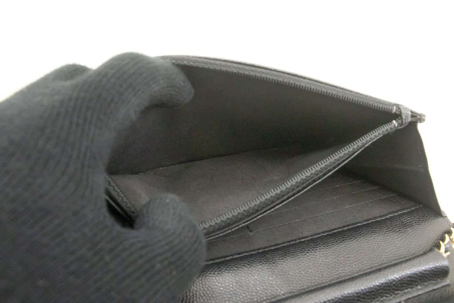 Portefeuille CHANEL Boy noir en veau grainé avec chaîne WOC sac à rabat p66 hannari-shop