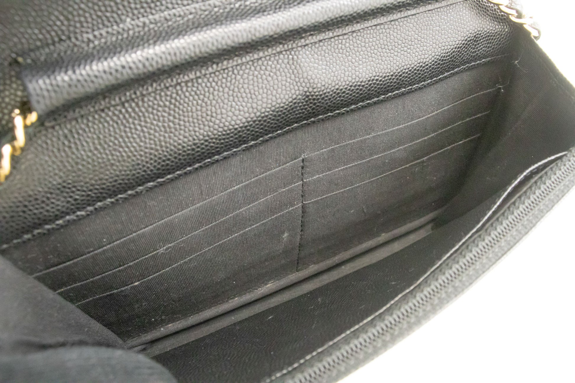 Portefeuille CHANEL Boy noir en veau grainé avec chaîne WOC sac à rabat p66 hannari-shop