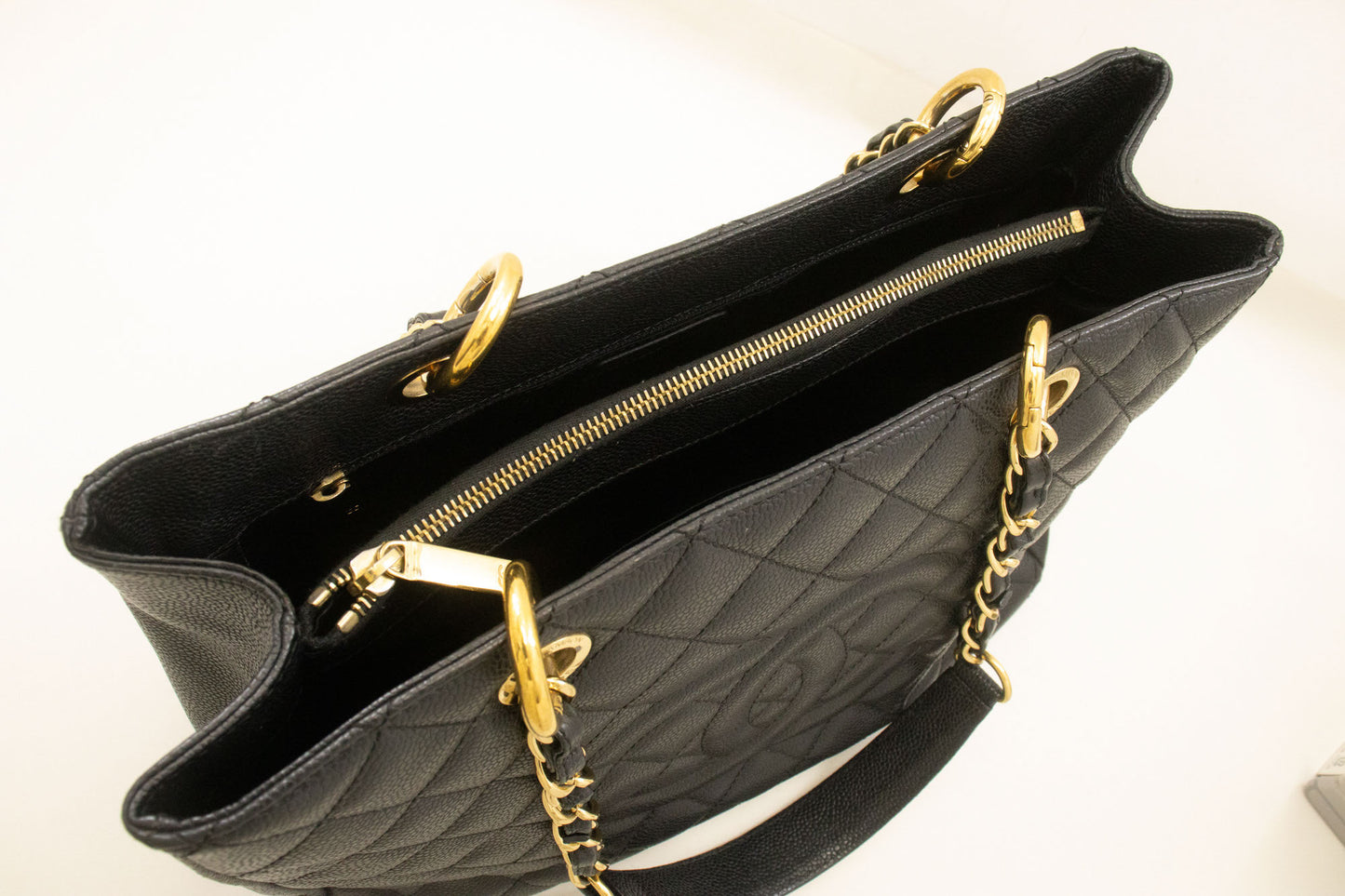 CHANEL Grained Calfskin GST 13" Shopping Tote Chain Skuldertaske p67 hannari-shop