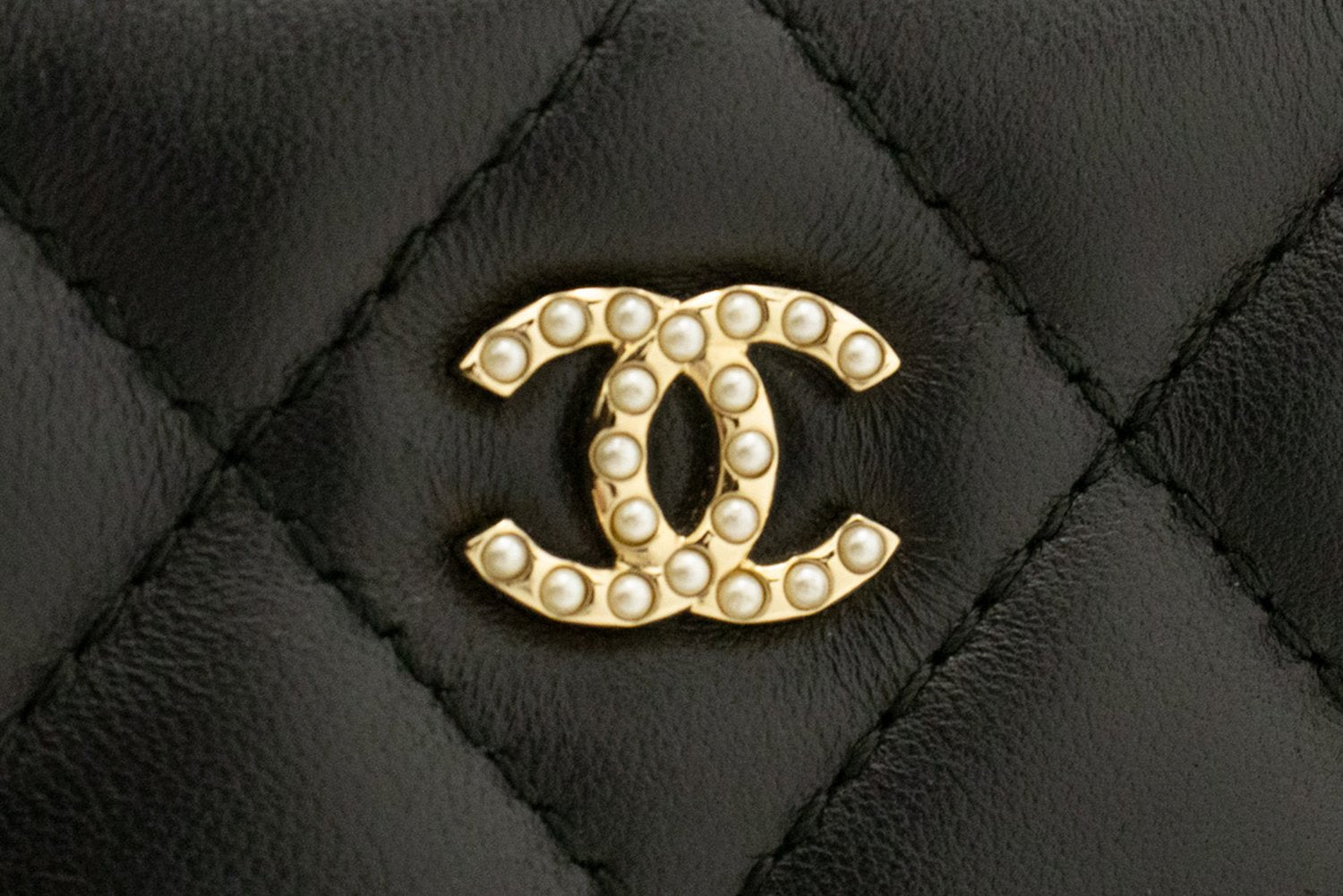 CHANEL Lambskin Pearl Wallet On Chain WOC Double Zip Chain Bag L17