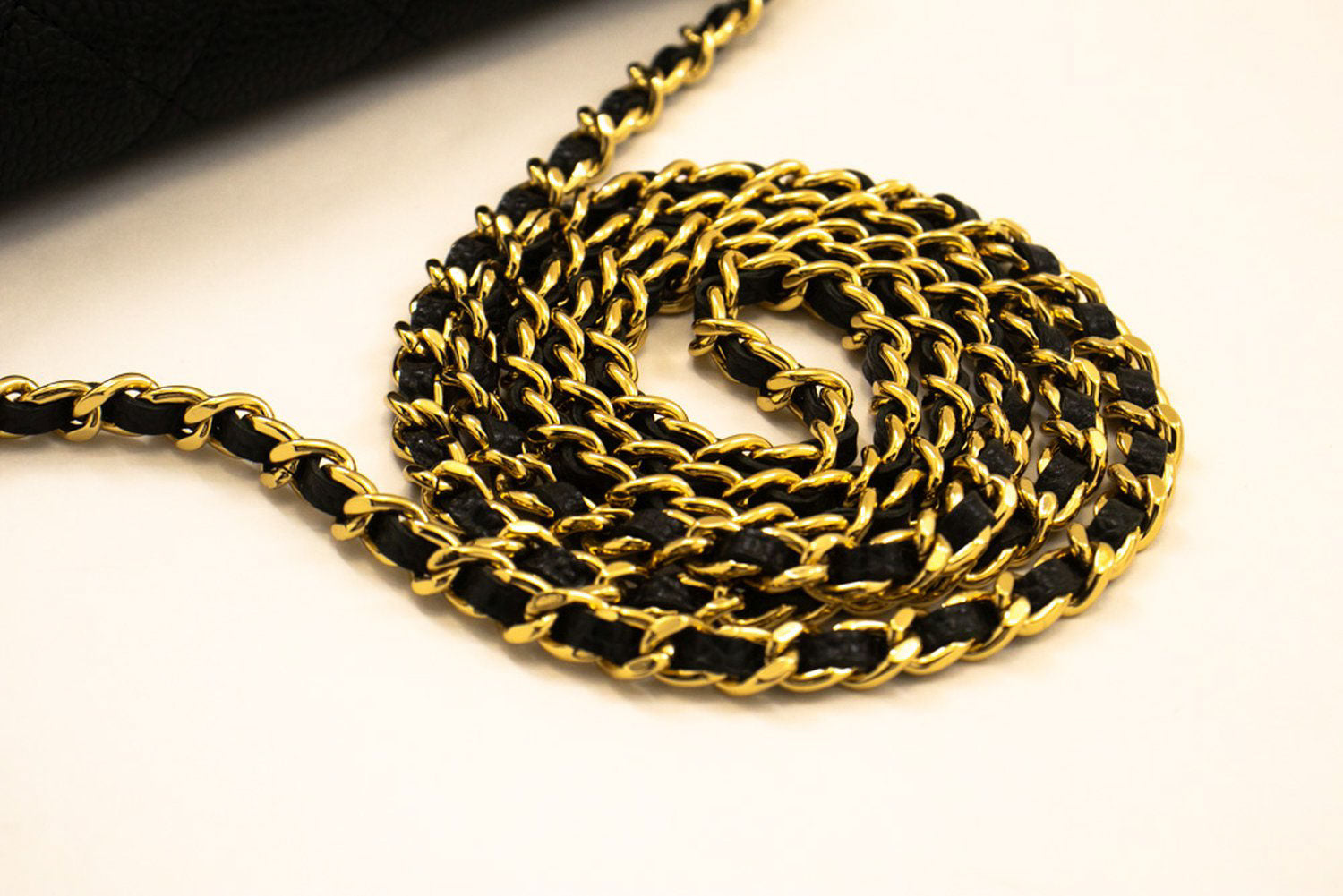 CHANEL Grained Calfskin Wallet On Chain WOC Sort Skuldertaske aa4 hannari-shop