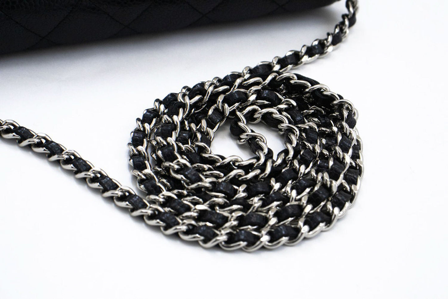 CHANEL Grained Calfskin Wallet On Chain WOC Sort Skuldertaske SV aa3 hannari-shop
