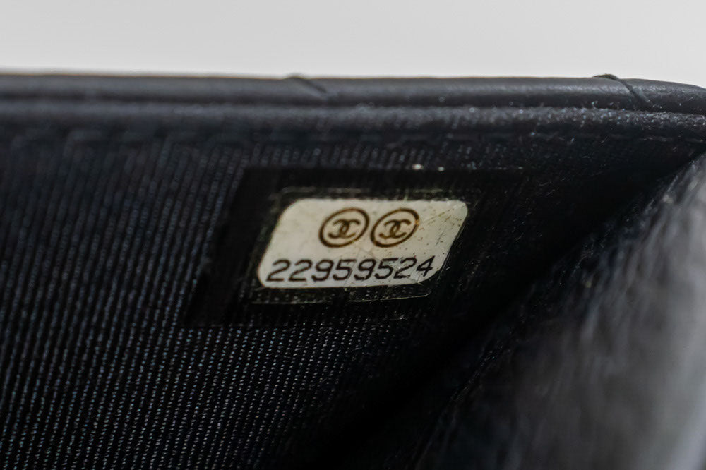 CHANEL V-Stitch kalveskind Wallet On Chain WOC skuldertaske med kæde ab2 hannari-shop