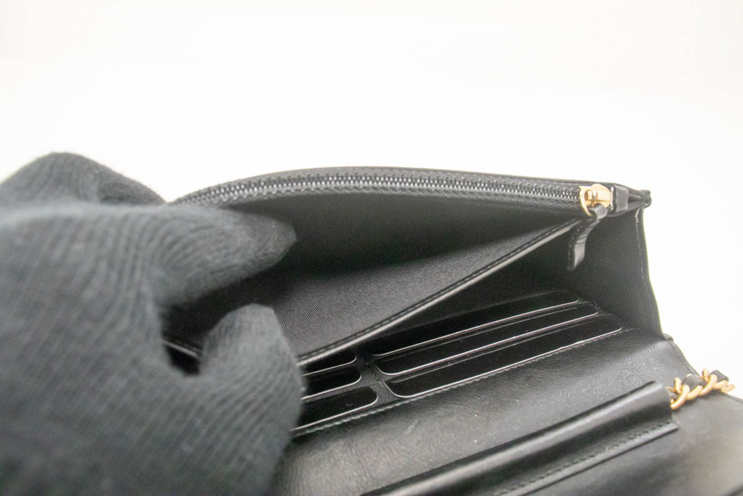 CHANEL V-Stitch kalveskind Wallet On Chain WOC skuldertaske med kæde ab2 hannari-shop