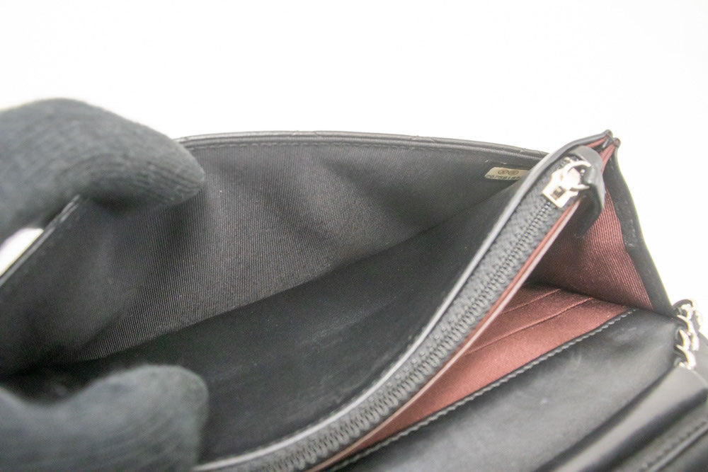 Sac à bandoulière CHANEL Black Classic Wallet On Chain WOC en agneau ab8 hannari-shop