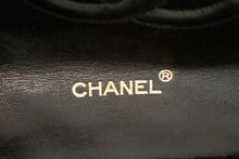 CHANEL Vintage Half Moon Chain Skuldertaske Enkel Flap Quiltet L32