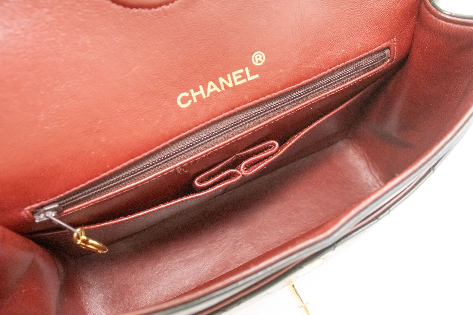 Sac à bandoulière carré CHANEL Classic Double Flap en agneau noir ad1 hannari-shop