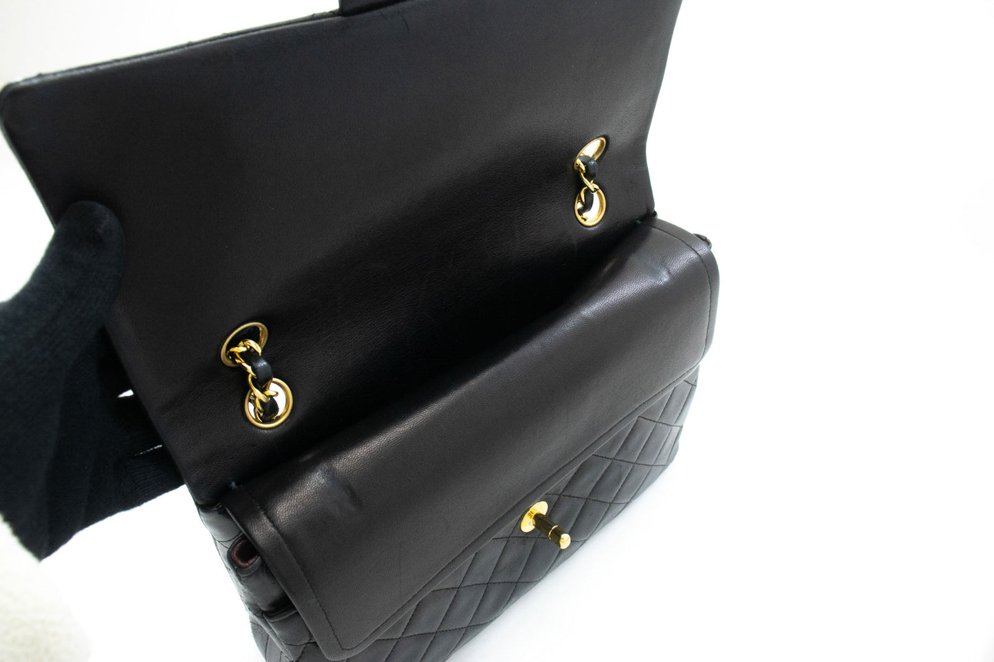 Sac à bandoulière carré CHANEL Classic Double Flap en agneau noir ad1 hannari-shop