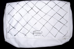 CHANEL Classic Large 11" Grained Calfskin Chain Shoulder Bag Black L65