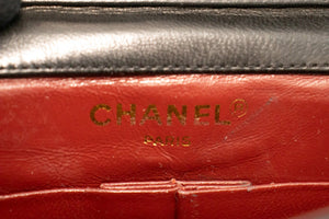 CHANEL Paris Limited Lille Kæde Skuldertaske Sort Quiltet Flap L91