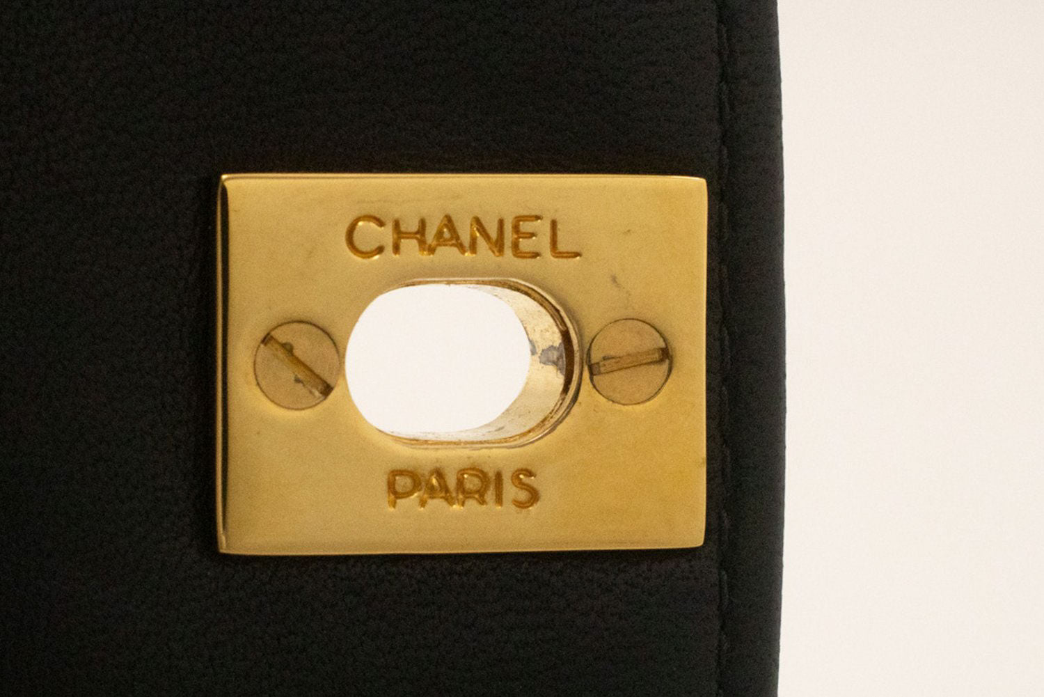 Sac à bandoulière matelassé CHANEL Diana Flap en agneau noir ah2 hannari-shop
