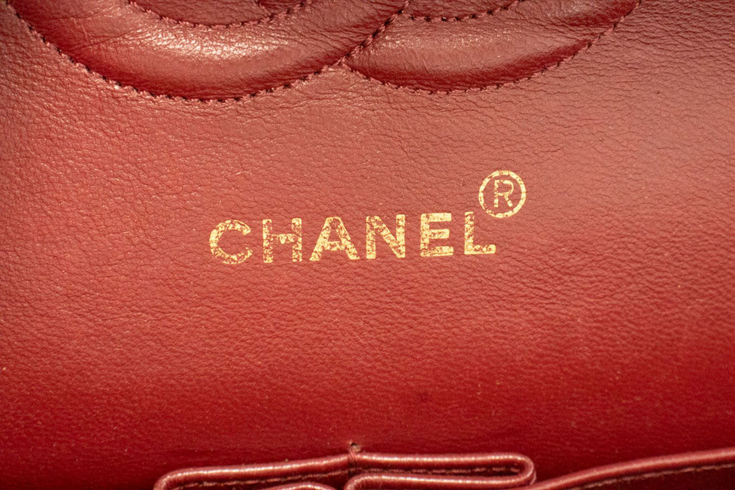 Sac à bandoulière CHANEL Classic Double Flap 10" en agneau noir avec chaîne ah7 hannari-shop